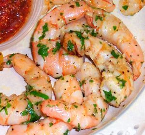 Shrimp with Cocktail Sauce Recipe Photo