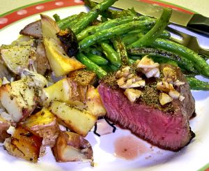 Pan-Seared Filet Mignon Recipe Photo